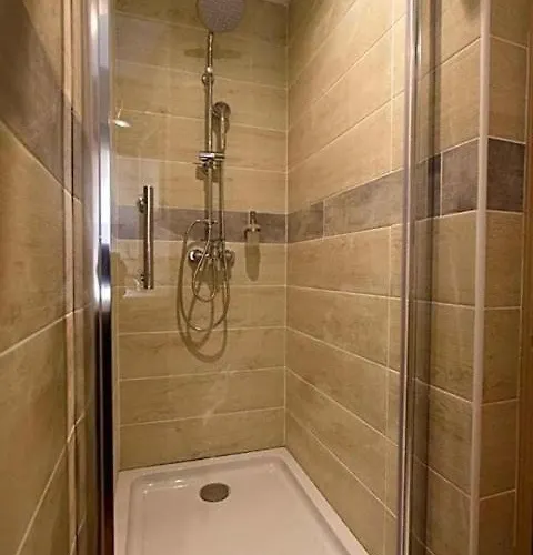 L'evasion Troyenne T21 Apartment